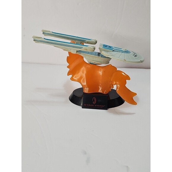 Applause Star Trek Generations USS Enterprise NCC-1701-B In Nexus Plastic Model - Picture 9 of 9